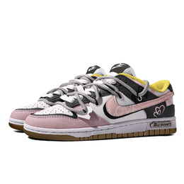 Nike: Розовые кроссовки  Dunk