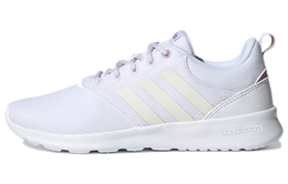 Adidas: Белые кроссовки 