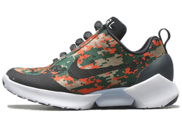 Nike: Серые кроссовки 