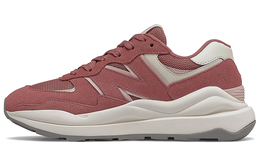 New Balance: Тёмные кроссовки  5740