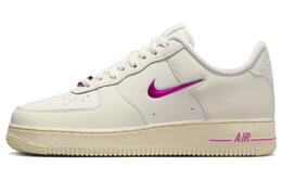 Nike: Белые кроссовки  Air Force 1