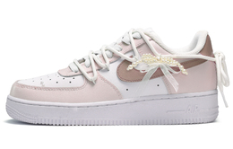 Nike: Белые кроссовки  Air Force 1