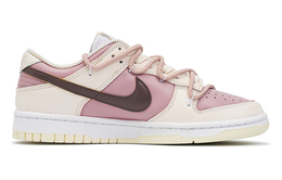 Nike: Розовые кроссовки  Dunk