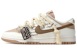 Nike: Бежевые кроссовки  Dunk