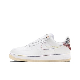 Nike: Белые кроссовки  Air Force 1