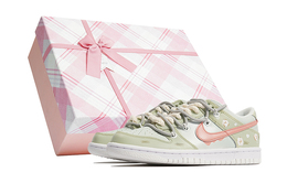 Nike: Зелёные кроссовки  Dunk