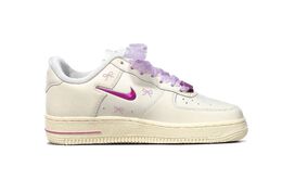 Nike: Белые кроссовки  Air Force 1