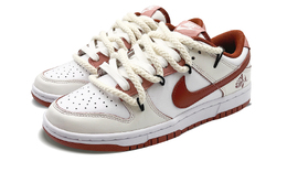 Nike: Белые кроссовки  Dunk