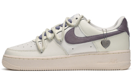 Nike: Белые кроссовки  Air Force 1