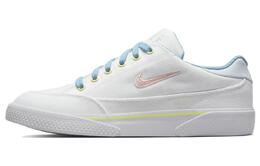 Nike: Серые кроссовки 