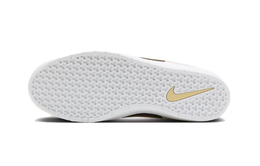 Nike: Бежевые кроссовки 