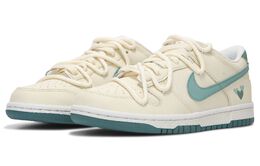 Nike: Бежевые кроссовки  Dunk