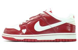 Nike: Красные кроссовки  Dunk Low