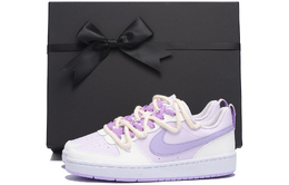 Nike: Белые кроссовки  Court