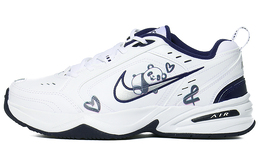 Nike: Белые кроссовки  Air Monarch