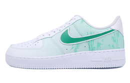 Nike: Белые кроссовки  Air Force 1