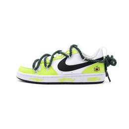 Nike: Зелёные кроссовки  Court