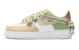 Nike: Бежевые кроссовки  Air Force 1