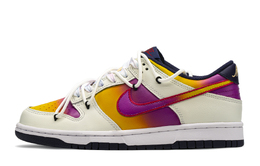 Nike: Бежевые кроссовки  Dunk
