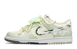 Nike: Белые кроссовки  Dunk