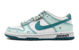 Nike: Зелёные кроссовки  Dunk