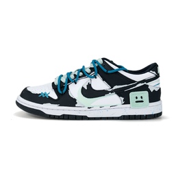 Nike: Чёрные кроссовки  Dunk