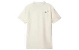 Nike: Футболка 