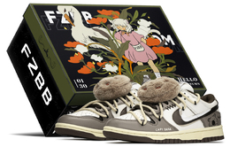 Nike: Белые кроссовки  Dunk