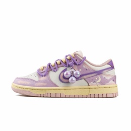Nike: Жёлтые кроссовки  Dunk