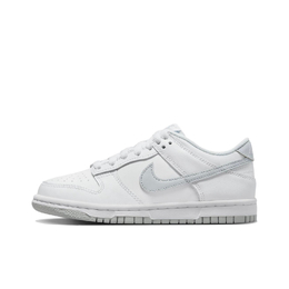 Nike: Фиолетовые кроссовки  Dunk