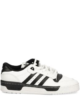 adidas: Белые кроссовки  Rivalry