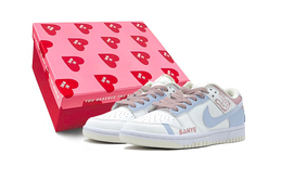 Nike: Розовые кроссовки  Dunk