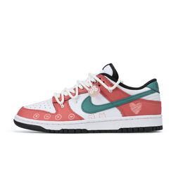 Nike: Розовые кроссовки  Dunk