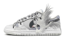 Nike: Золотые кроссовки  Dunk