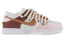 Nike: Белые кроссовки  Dunk
