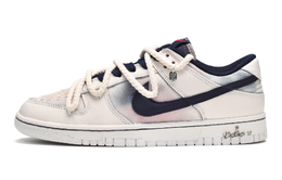 Nike: Белые кроссовки  Dunk