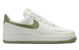 Nike: Белые кроссовки  Air Force 1