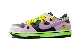 Nike: Фиолетовые кроссовки  Dunk