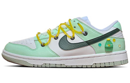 Nike: Белые кроссовки  Dunk