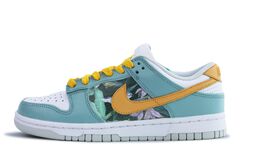 Nike: Серые кроссовки  Dunk