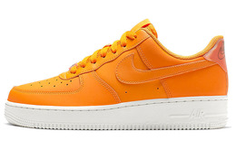 Nike: Белые кроссовки  Air Force 1