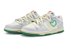 Nike: Белые кроссовки  Dunk