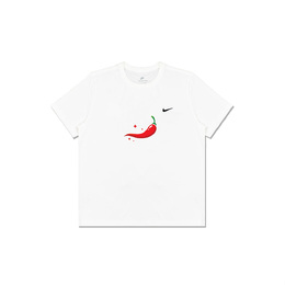 Nike: Белая футболка 