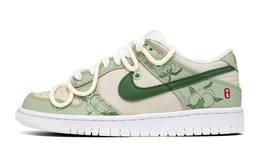 Nike: Светлые кроссовки  Dunk