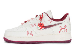 Nike: Белые кроссовки  Air Force 1