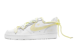 Nike: Белые кроссовки  Court