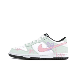 Nike: Белые кроссовки  Dunk
