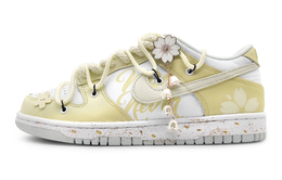 Nike: Белые кроссовки  Dunk