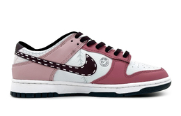 Nike: Белые кроссовки  Dunk