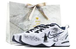 Nike: Белые кроссовки  Air Monarch